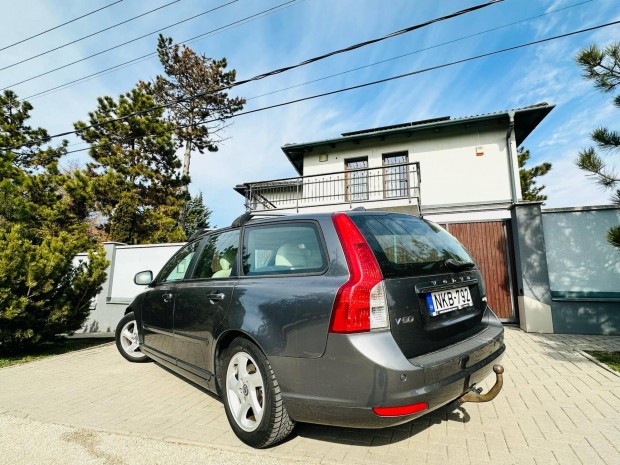 Volvo V50 1.6 D [D2] Business Pro